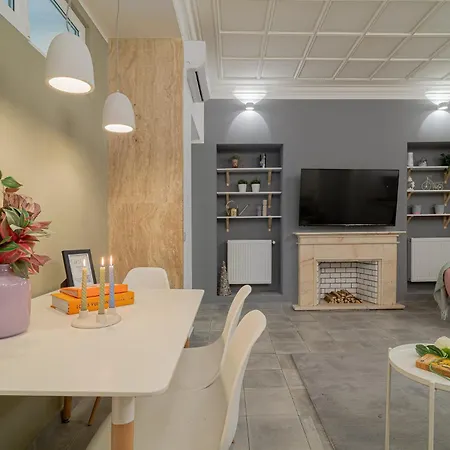Stylish 2Br In Piata Universitatii, Steps To Cismigiu Park Bucharest Exterior photo