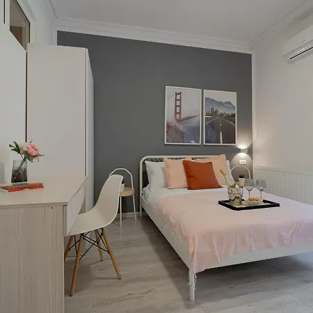 Stylish 2Br In Piata Universitatii, Steps To Cismigiu Park Bucharest Exterior photo