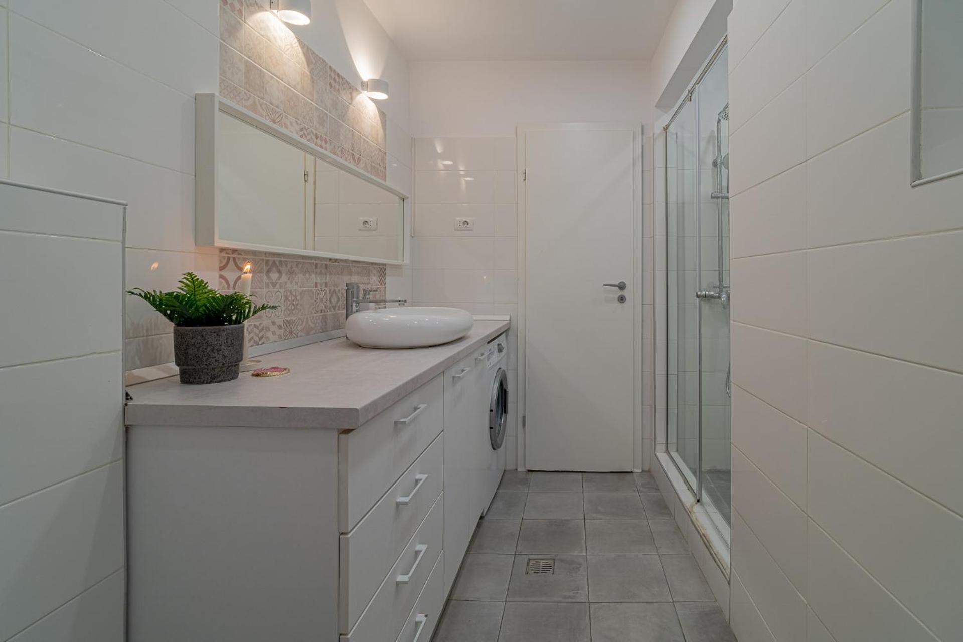 Stylish 2br In Piata Universitatii, Steps To Cismigiu Park Apartament *